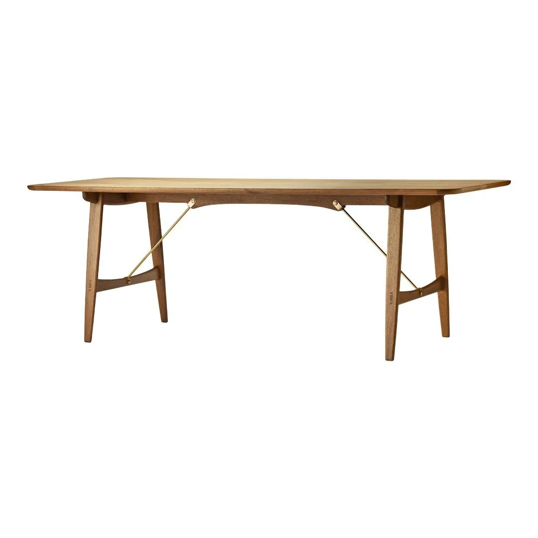 BM1160 Hunting Table