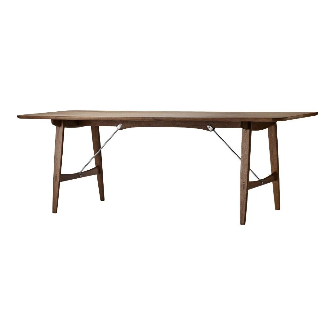 BM1160 Hunting Table