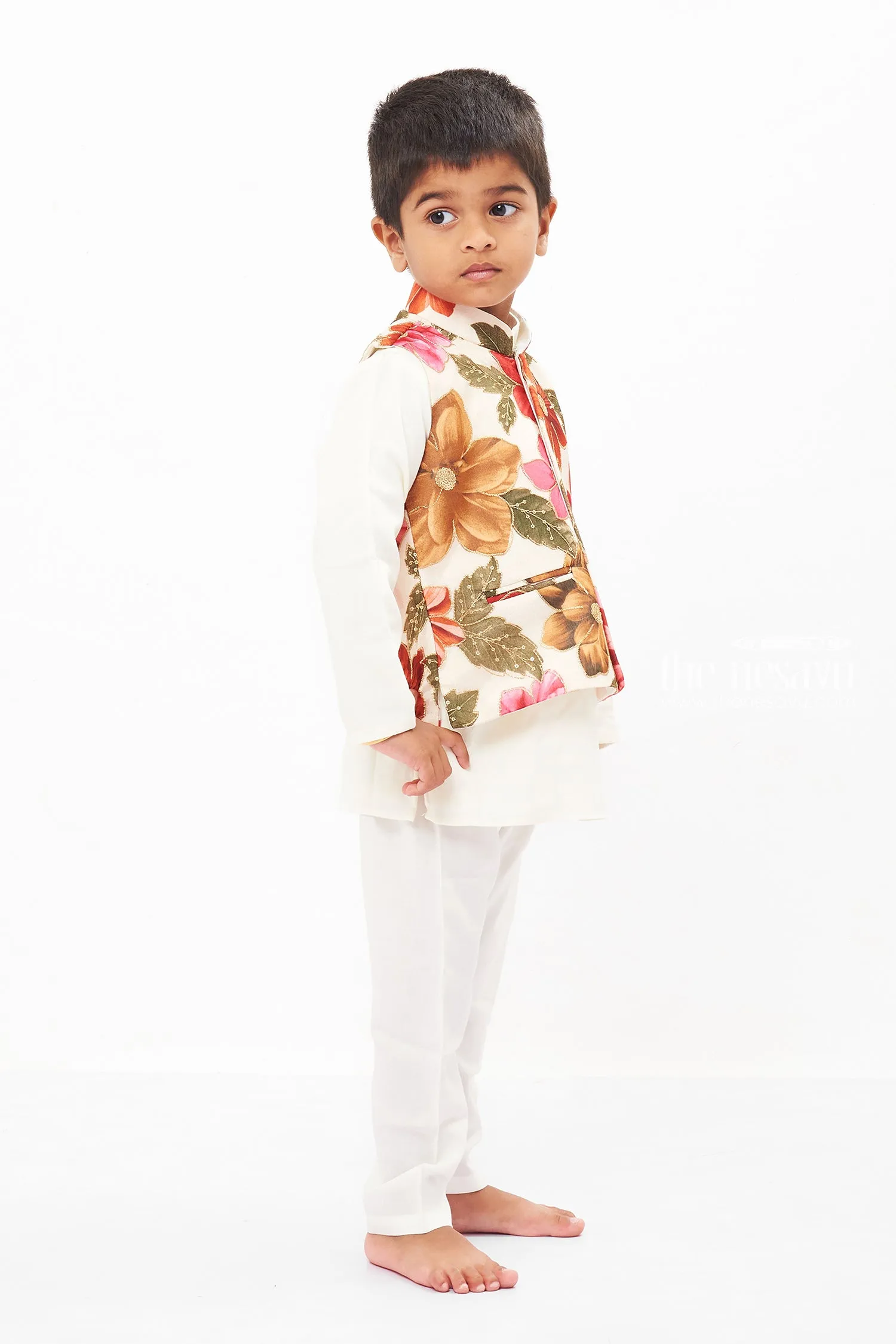 Boys Elegant White Kurta Set with Floral Jacket