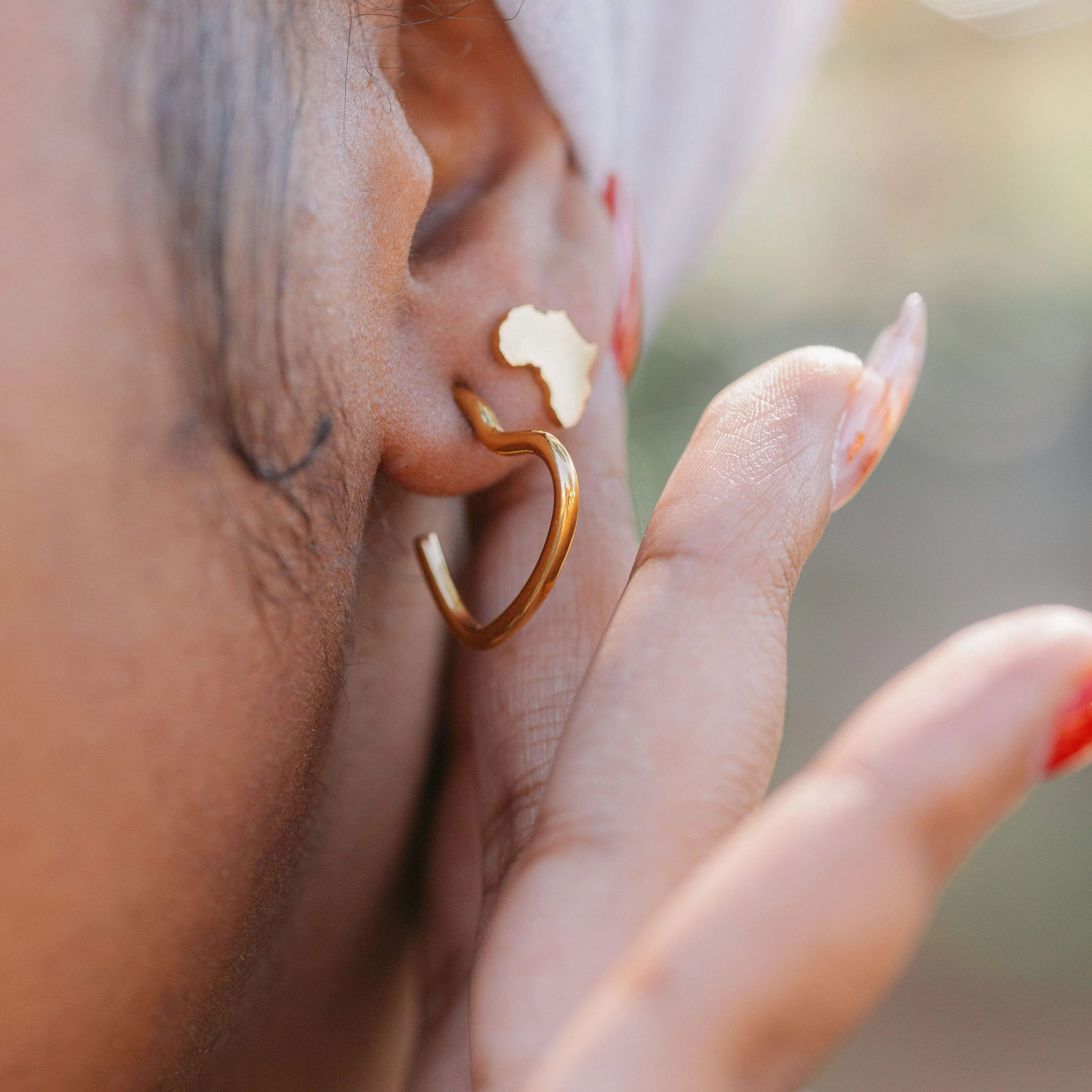 Essential Heart Earrings