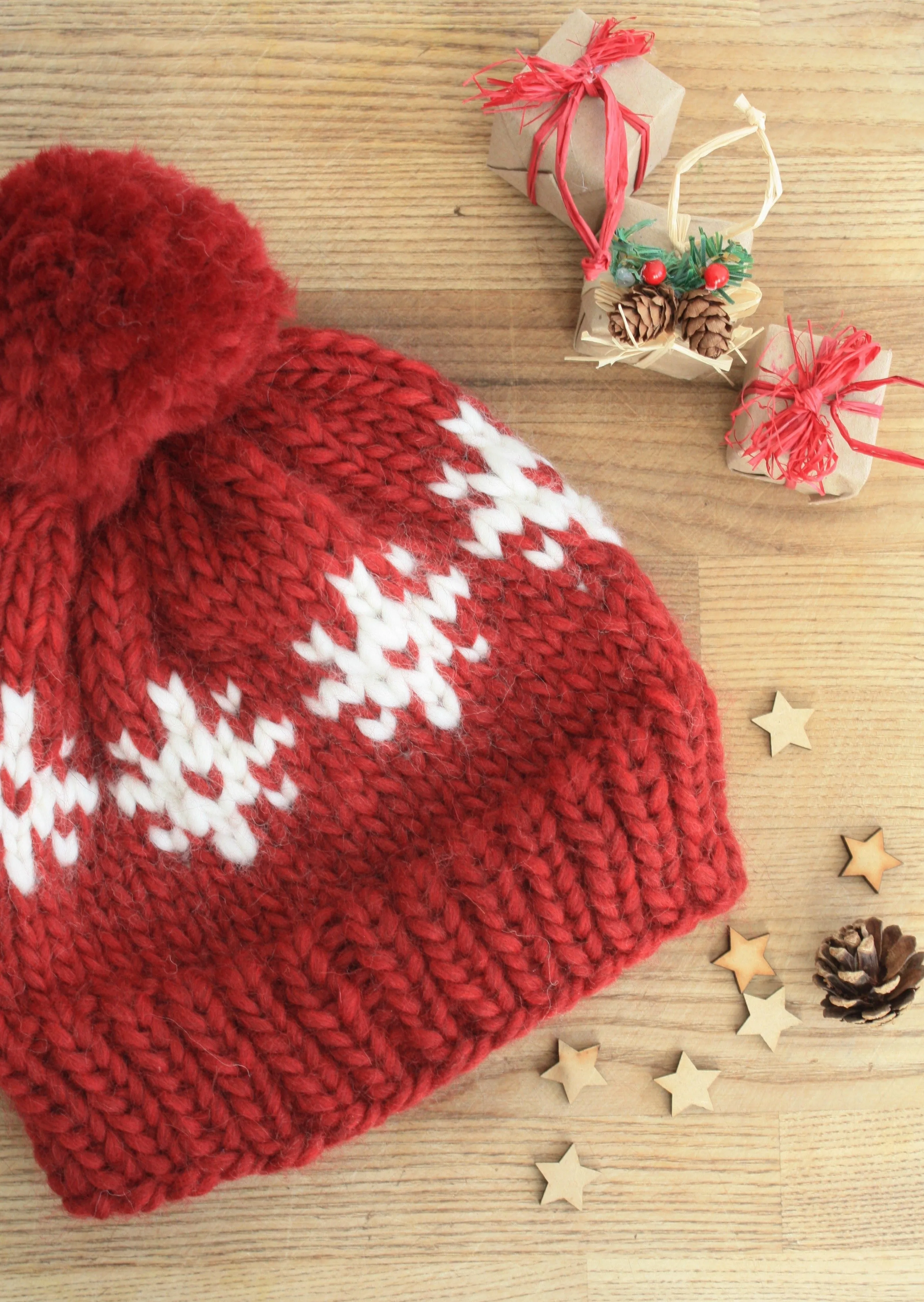 Knitting Pattern - Frostblomst Chunky Colourwork Hat