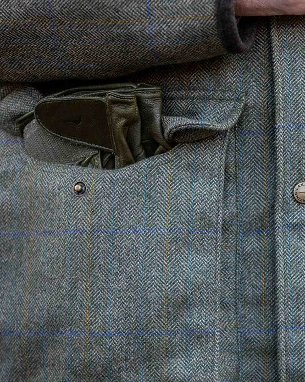 Laksen Laird Chatsworth Tweed Coat with CTX