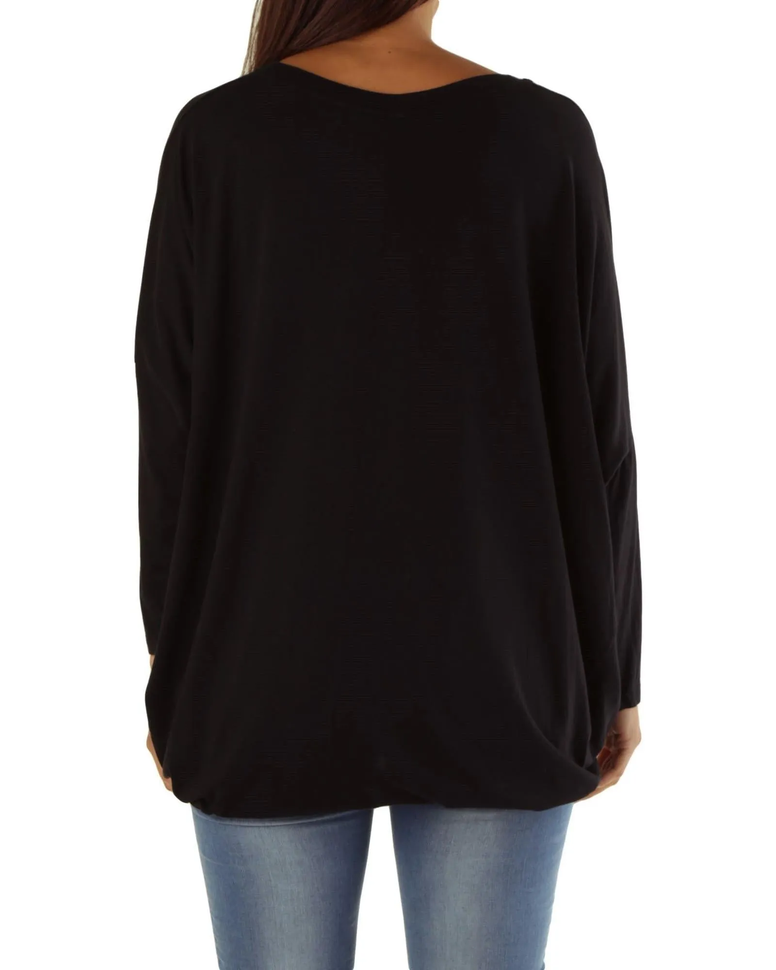 Met Lady In Black Oversized Sweatshirt