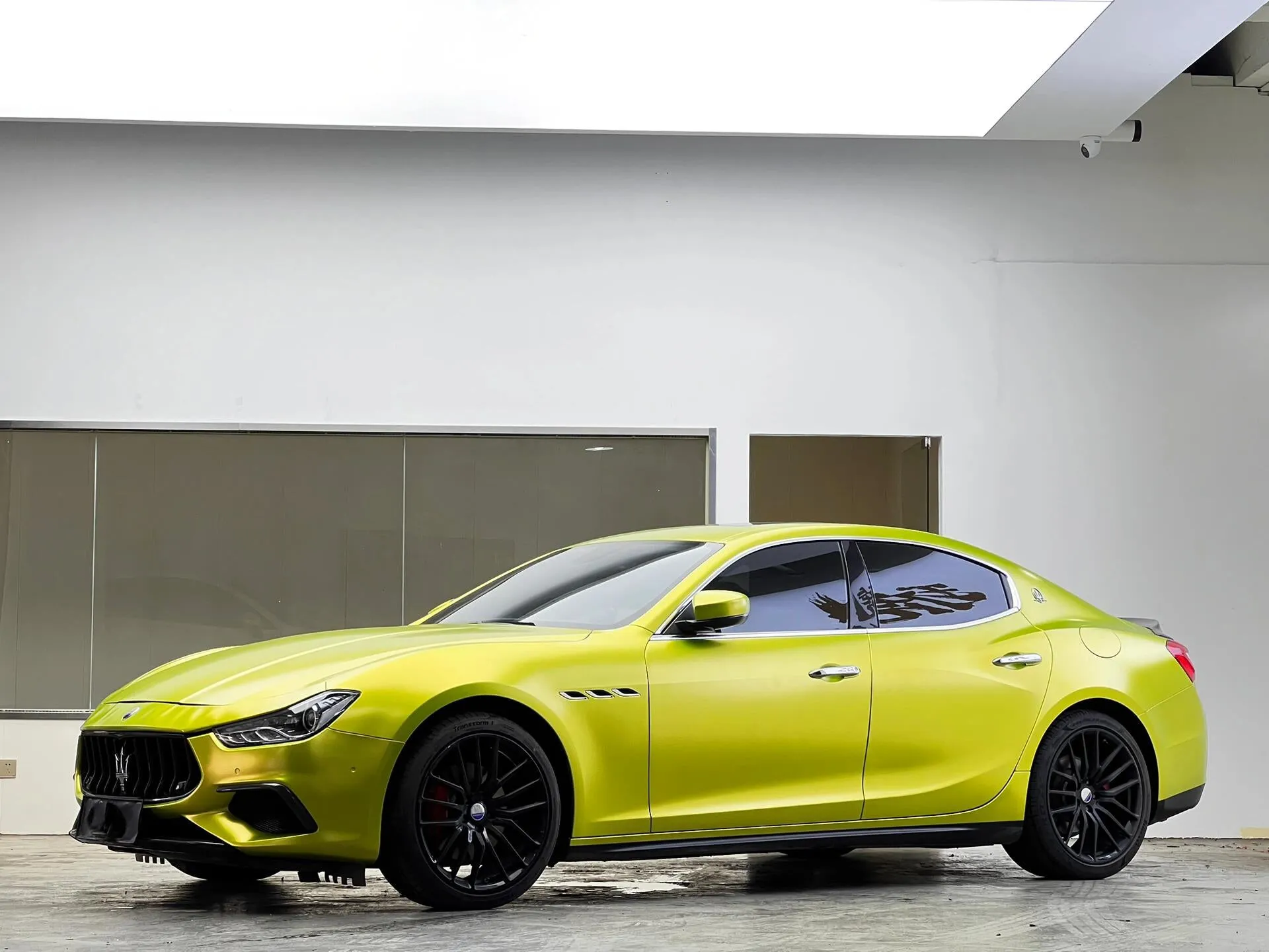 Satin Metallic Lemon Green Vinyl Wrap