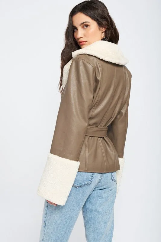 TEEK - BELTED FAUX SHEARING TRIMMED JACKET