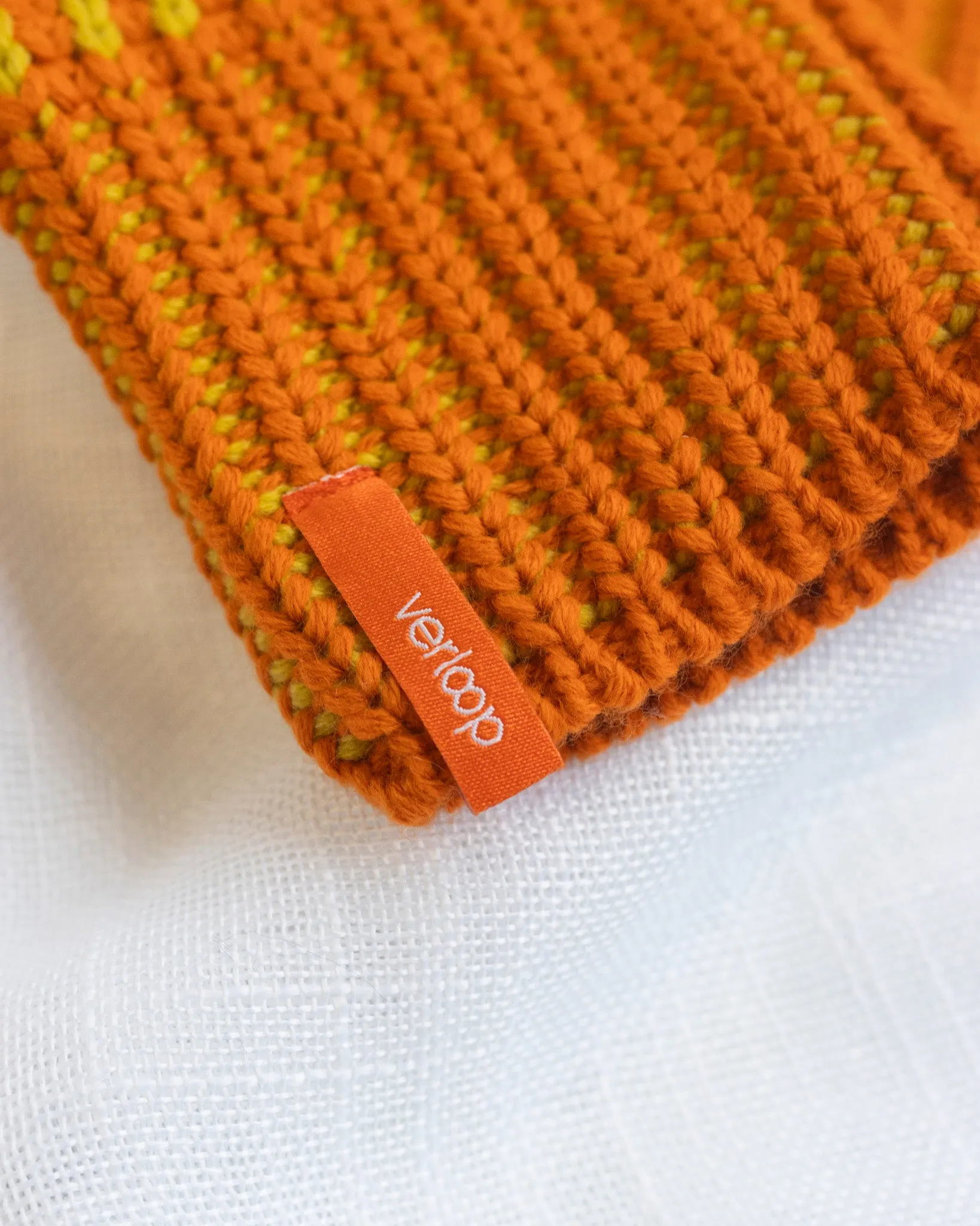 Verloop - Orange Chunky Rib Knit Mittens