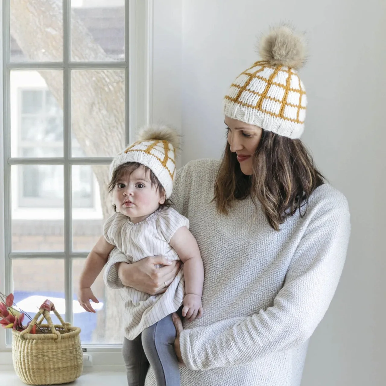 Windowpane Hat, White/Black